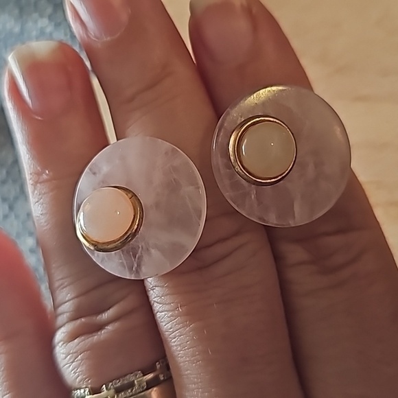 Vintage Carved MOP Jacket Rose Quartz Post Earrings - Picture 4 of 4